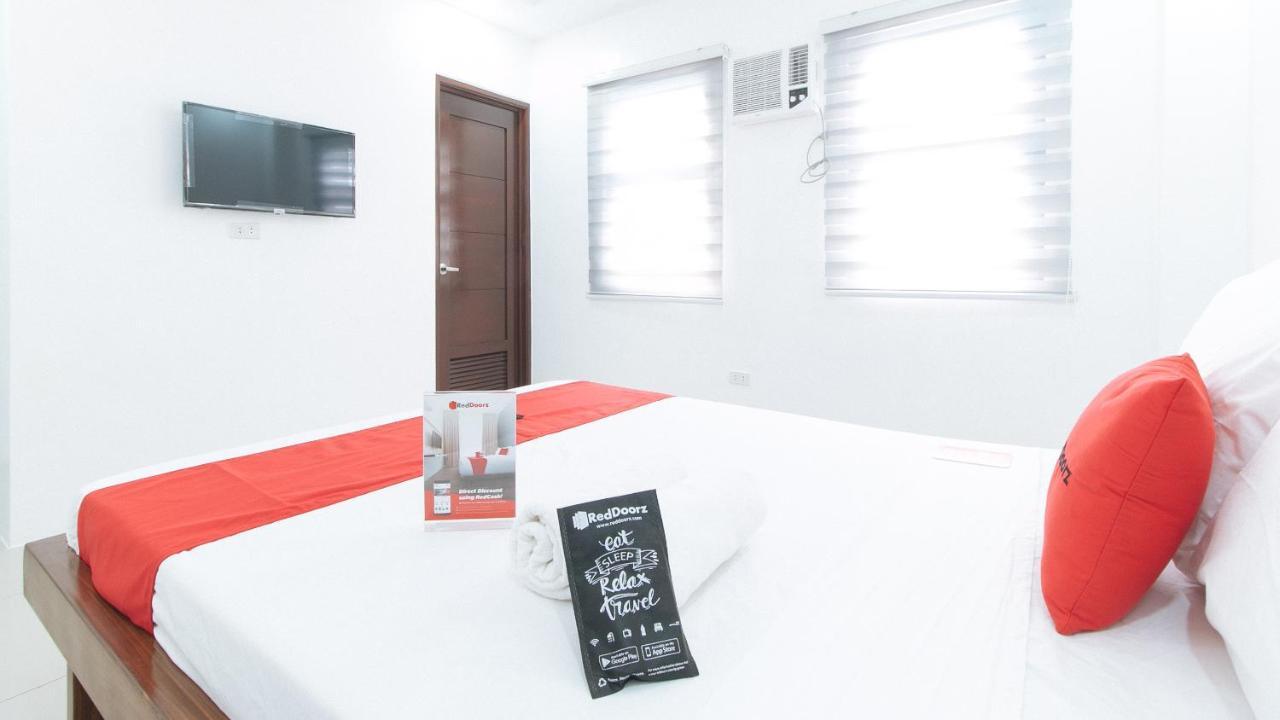 Reddoorz Plus At Dbuilders Poblacion Bgc Taguig Eksteriør bilde